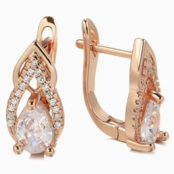 18k Gold Plated Water Drop Diamond Earrings - Picture 4 of 6